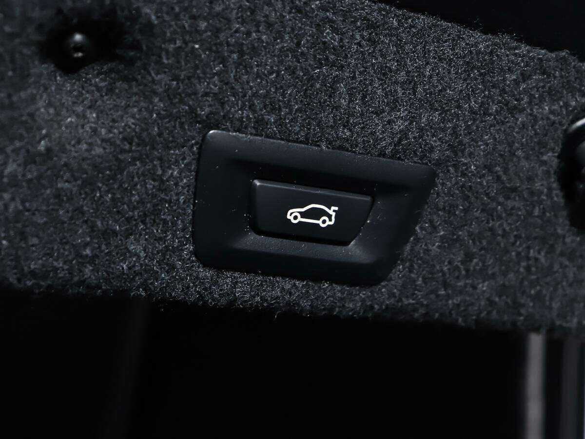 Купить BMW 5 серии, 2012, 151 647 км.. Фото: #14