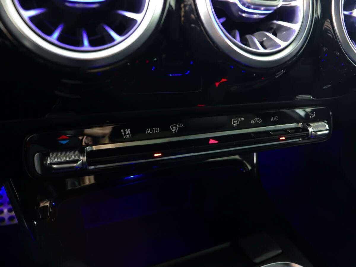 Купить Mercedes-Benz A-Класс, 2019, 43 180 км.. Фото: #17