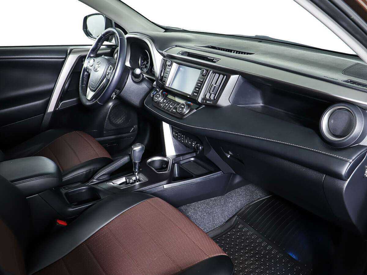 Купить Toyota RAV4, 2018, 113 000 км.. Фото: #7