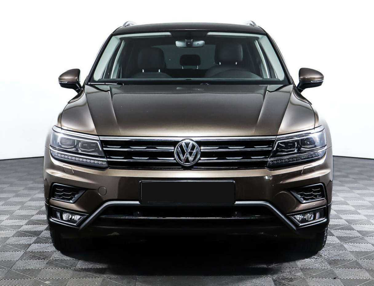 Купить Volkswagen Tiguan, 2018, 90 642 км.. Фото: #1