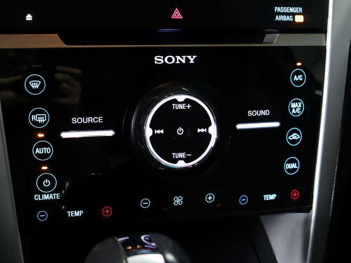 Купить Ford Explorer, 2015, 122 765 км.. Фото: #17