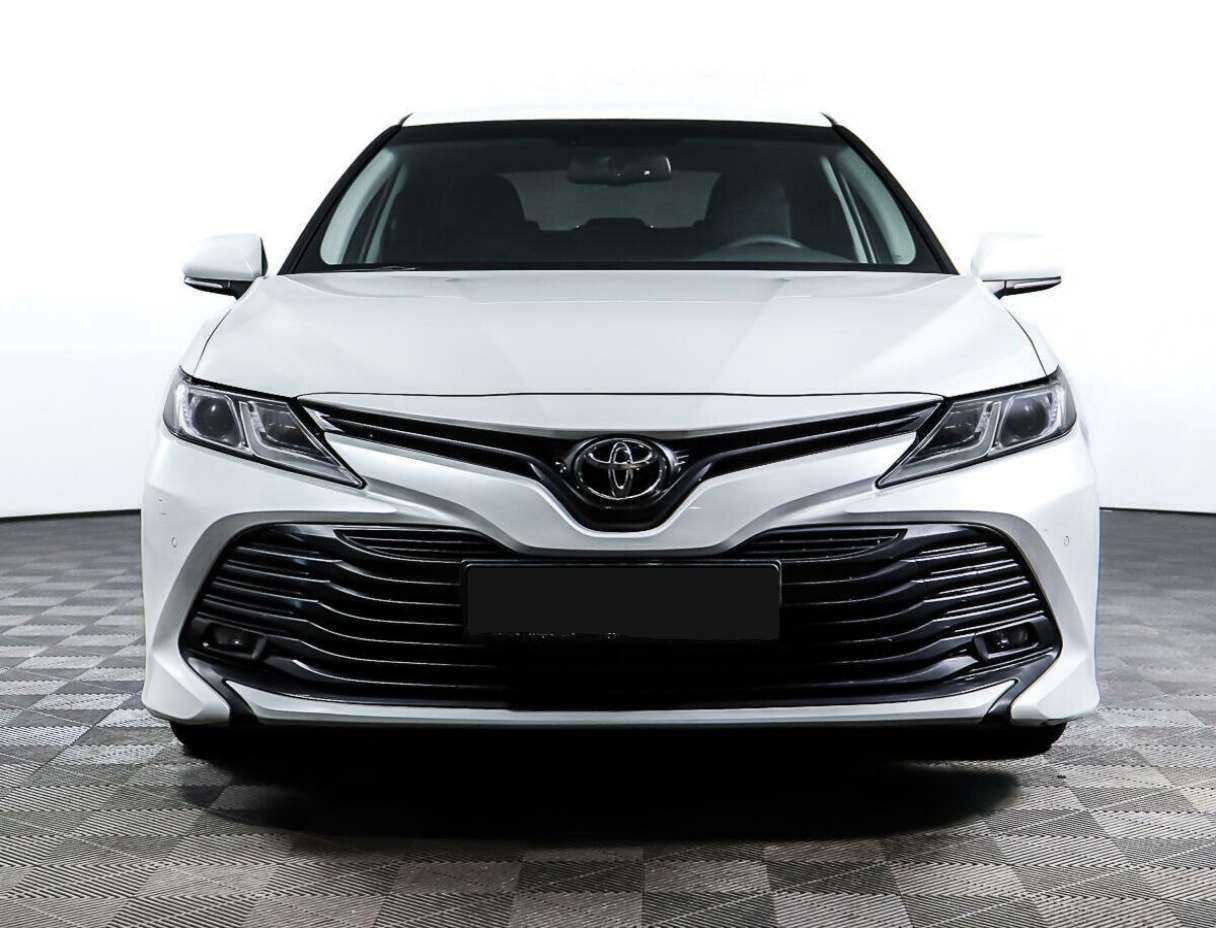 Купить Toyota Camry, 2020, 113 339 км.. Фото: #1