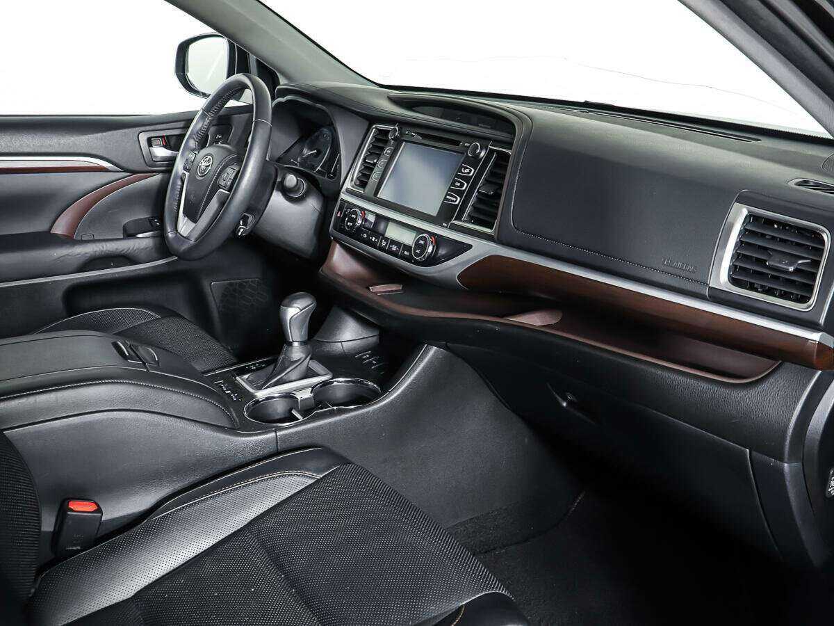 Купить Toyota Highlander, 2014, 61 390 км.. Фото: #9