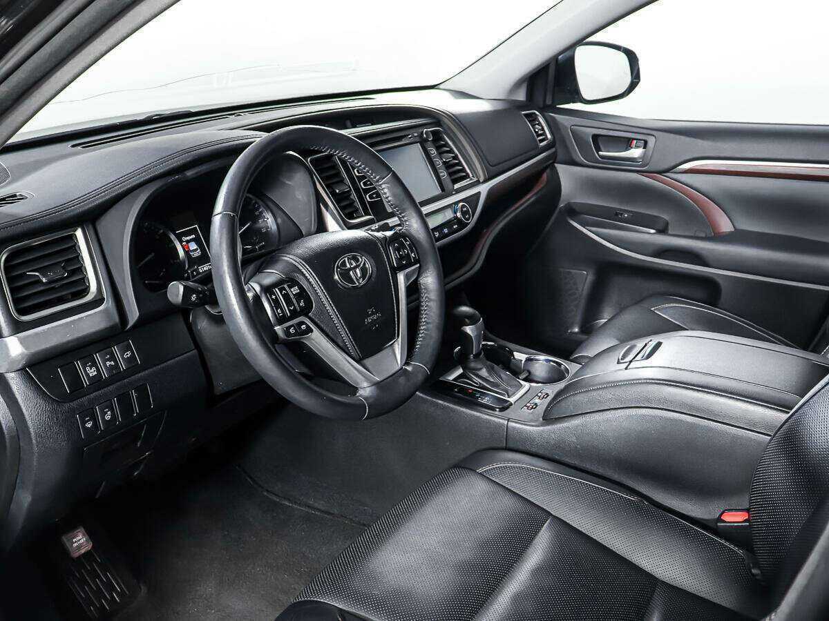Купить Toyota Highlander, 2014, 61 390 км.. Фото: #14
