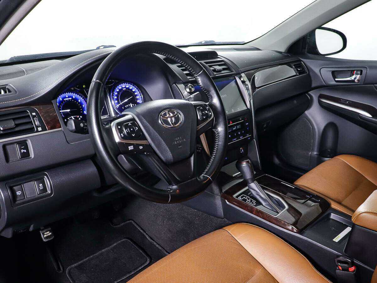 Купить Toyota Camry, 2017, 136 369 км.. Фото: #12