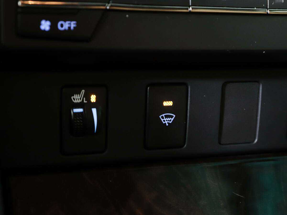 Купить Toyota Camry, 2017, 136 369 км.. Фото: #21