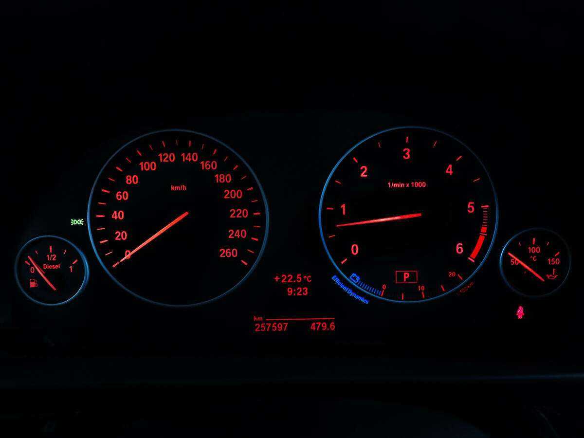 Купить BMW 5 серии, 2012, 257 597 км.. Фото: #13