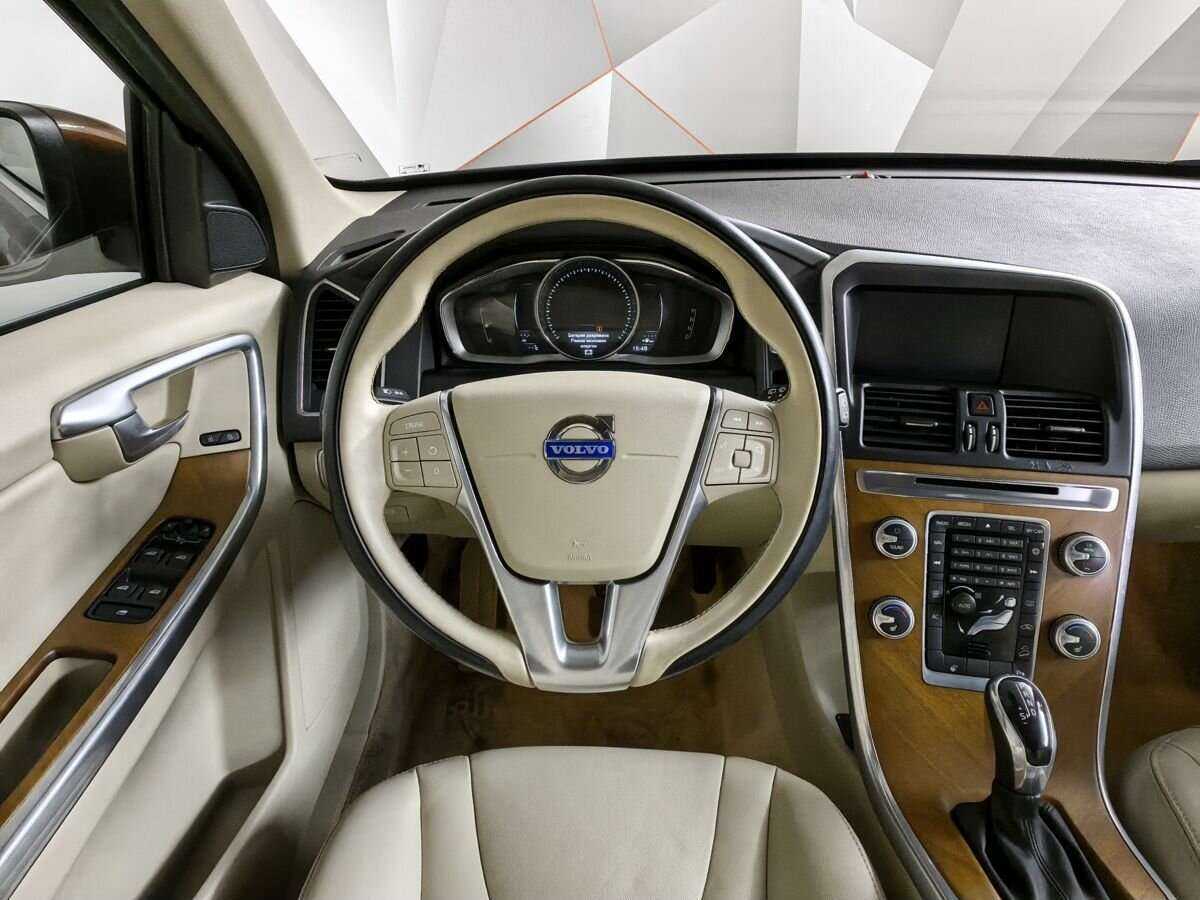 Купить Volvo XC60, 2015, 93 180 км.. Фото: #15