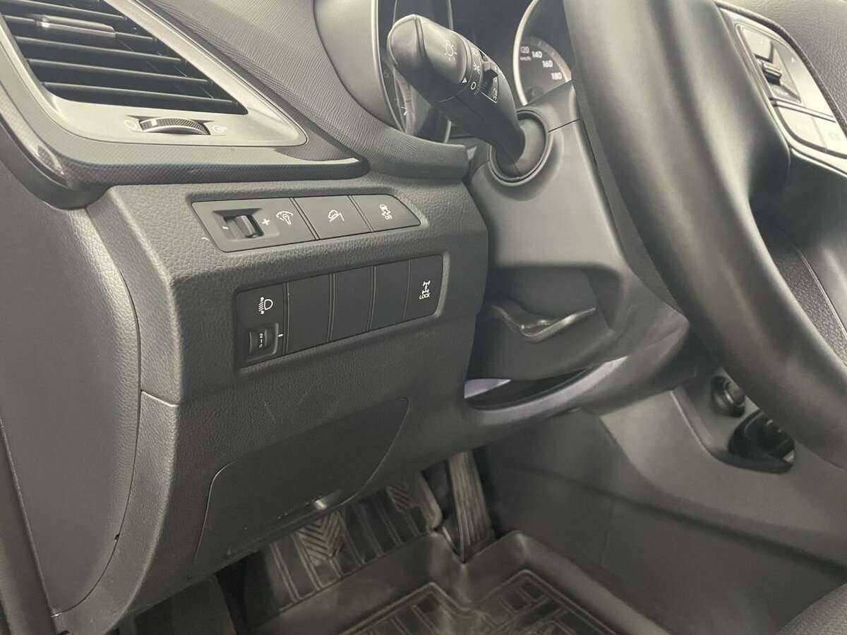 Купить Hyundai Santa Fe, 2015, 104 228 км.. Фото: #8