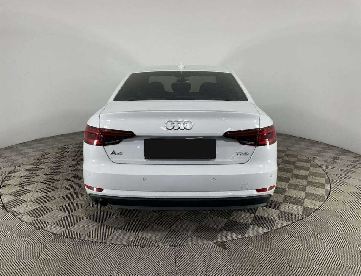 Купить Audi A4, 2018, 237 000 км.. Фото: #2