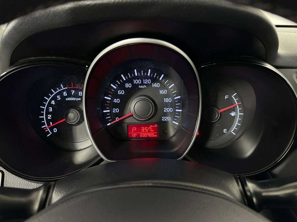 Купить Киа Рио, 2015, 230 789 км.. Фото: #8