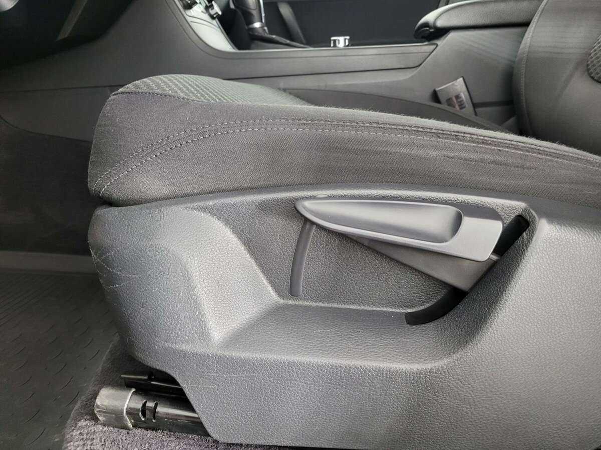 Купить Volkswagen Touareg, 2012, 281 555 км.. Фото: #9