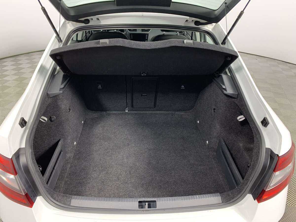 Купить Шкода Октавия, 2018, 128 642 км.. Фото: #8