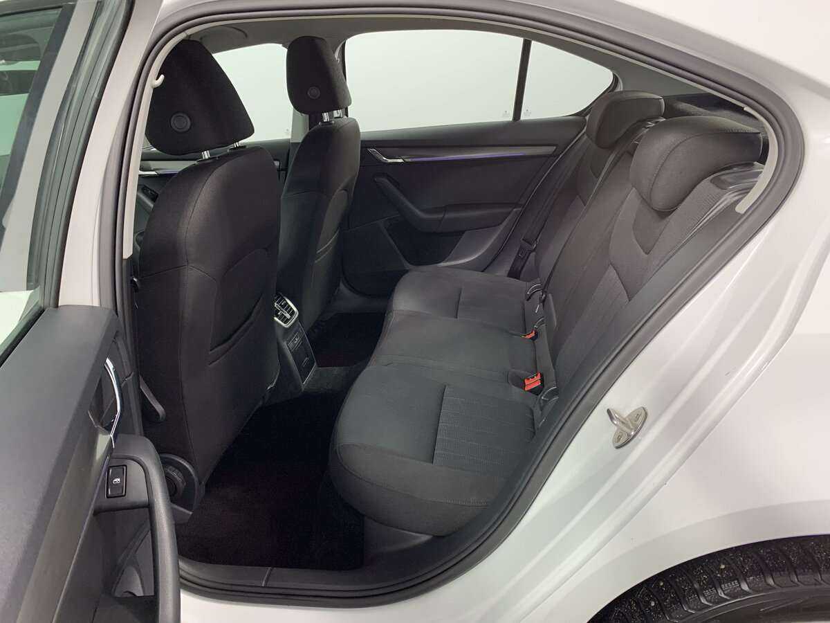 Купить Шкода Октавия, 2018, 128 642 км.. Фото: #11