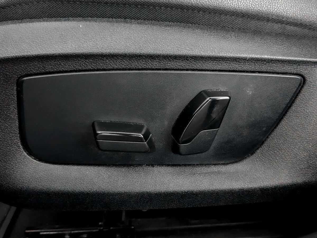 Купить BMW 5 серии, 2018, 187 995 км.. Фото: #16