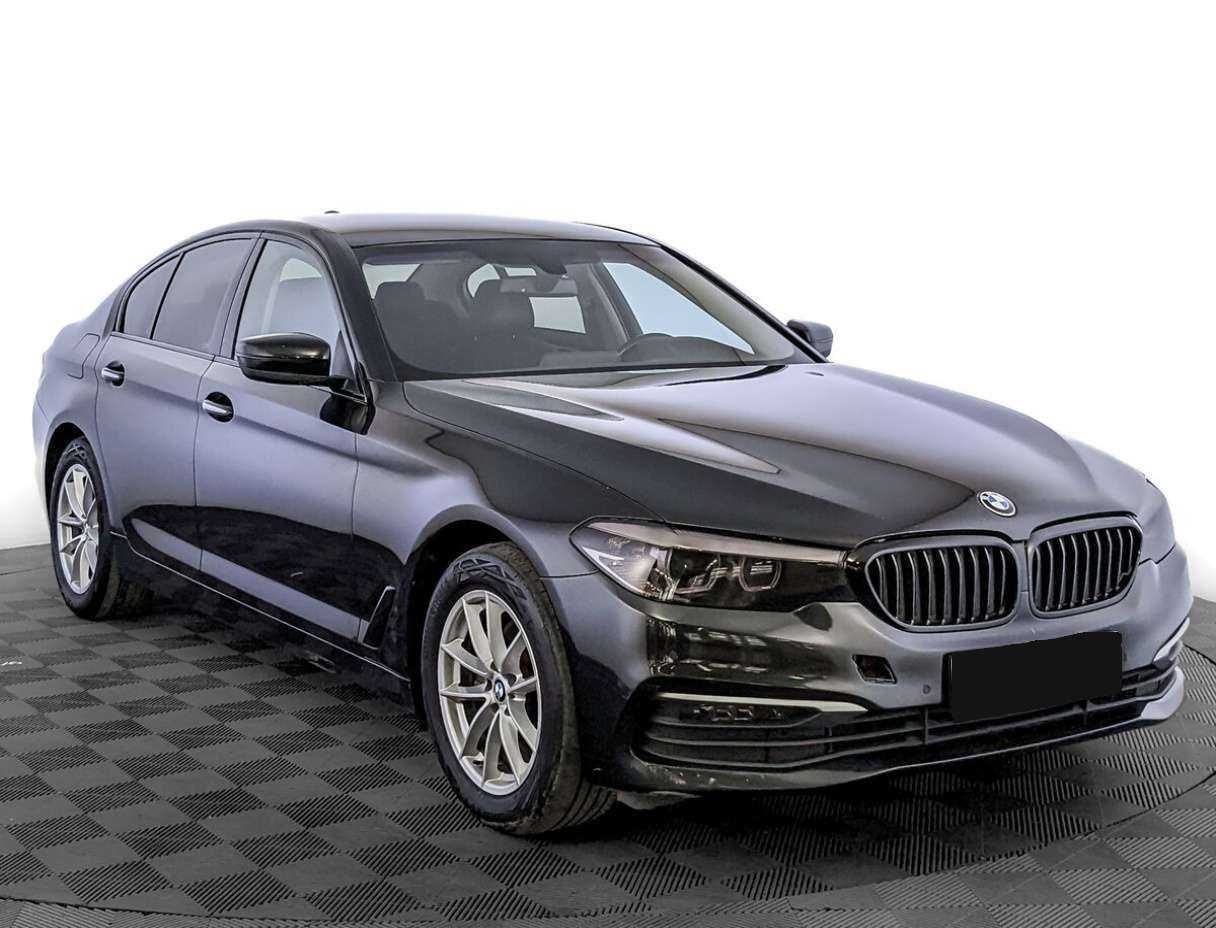 Купить BMW 5 серии, 2018, 210 758 км.. Фото: #2