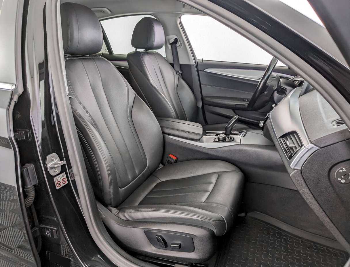 Купить BMW 5 серии, 2018, 212 355 км.. Фото: #18