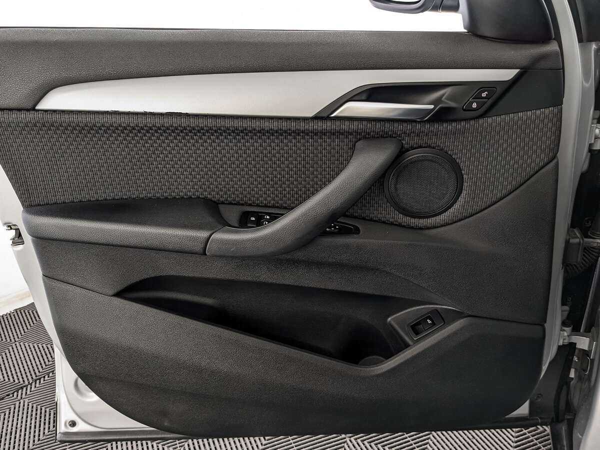 Купить BMW X1, 2015, 186 398 км.. Фото: #18