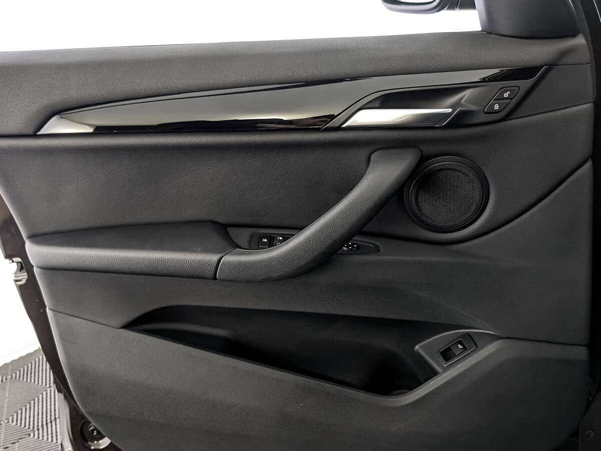 Купить BMW X1, 2017, 66 138 км.. Фото: #14