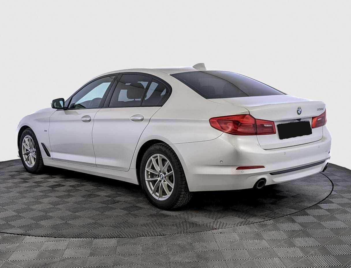 Купить BMW 5 серии, 2017, 141 423 км.. Фото: #6