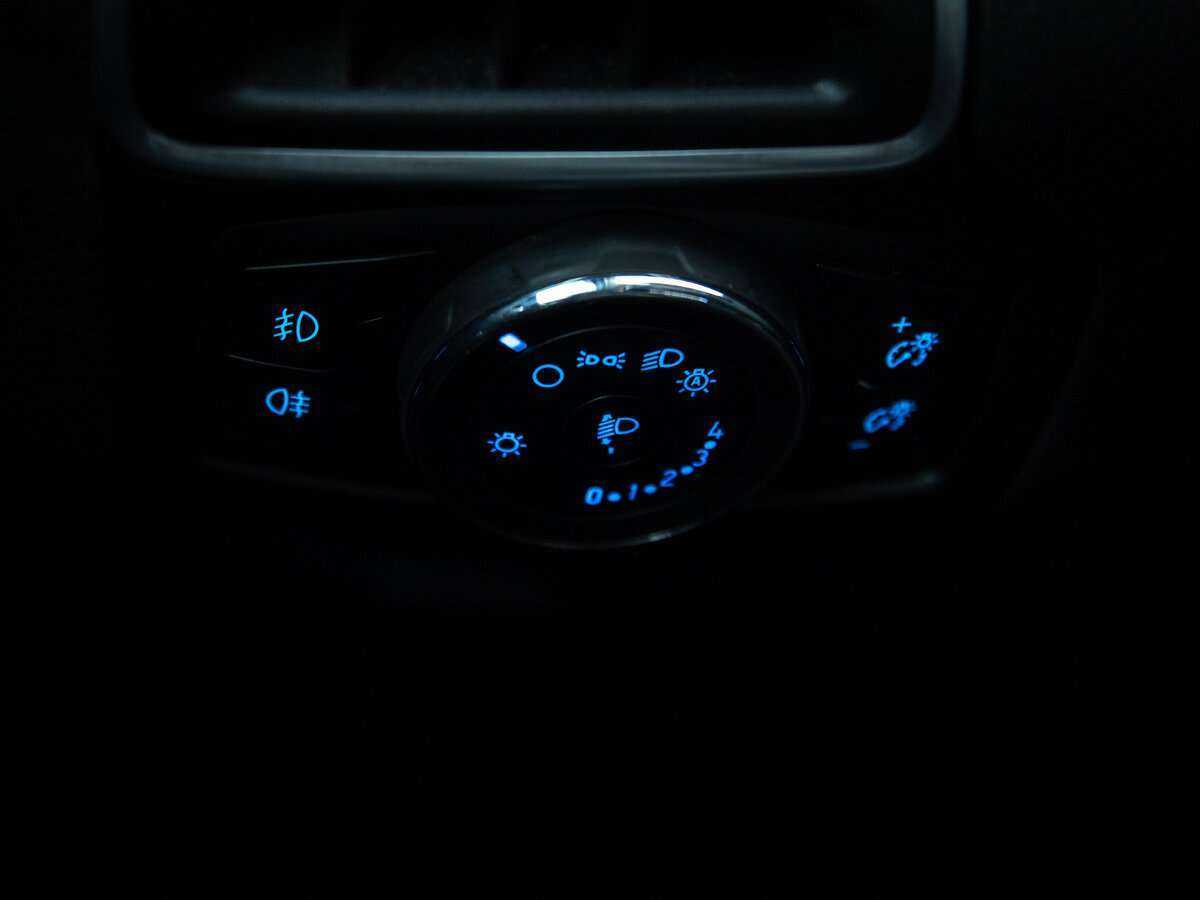 Купить Форд Фокус, 2012, 151 148 км.. Фото: #12