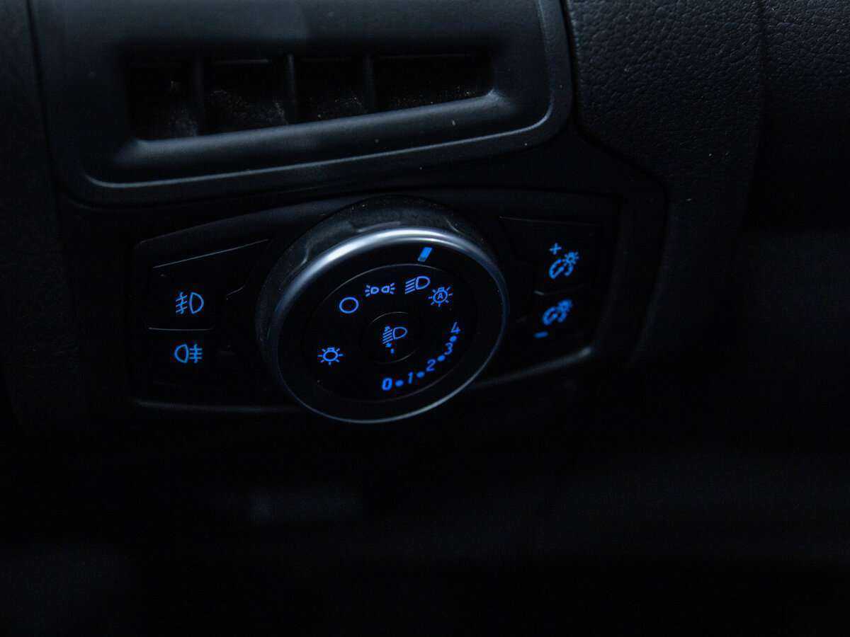 Купить Форд Фокус, 2015, 122 488 км.. Фото: #18