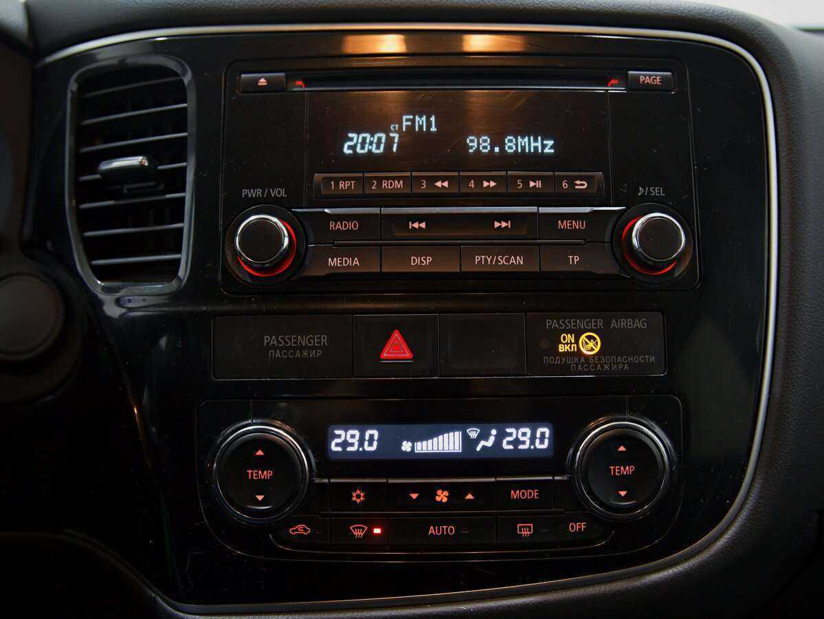 Купить Митсубиши Оутлэндер, 2013, 200 551 км.. Фото: #7