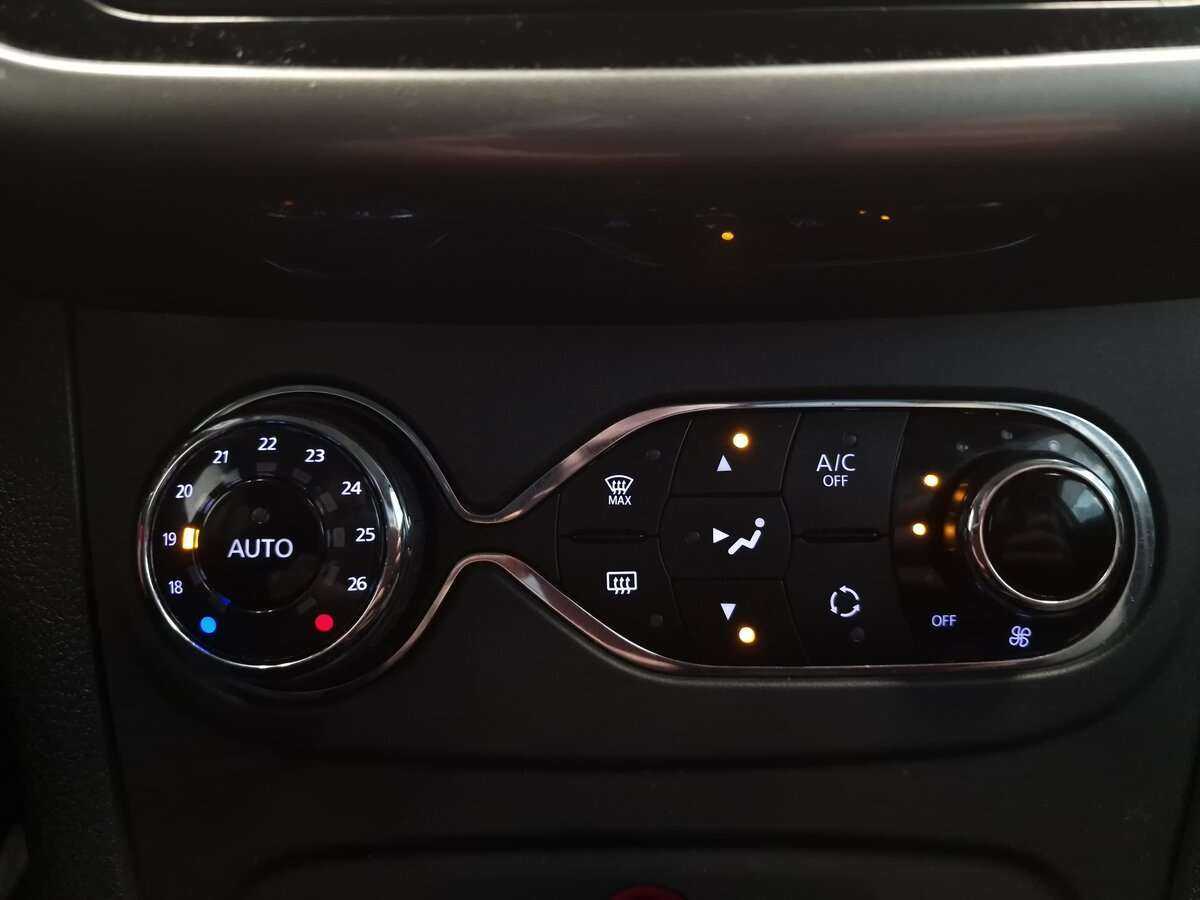 Купить Рено Сандеро, 2019, 49 178 км.. Фото: #10