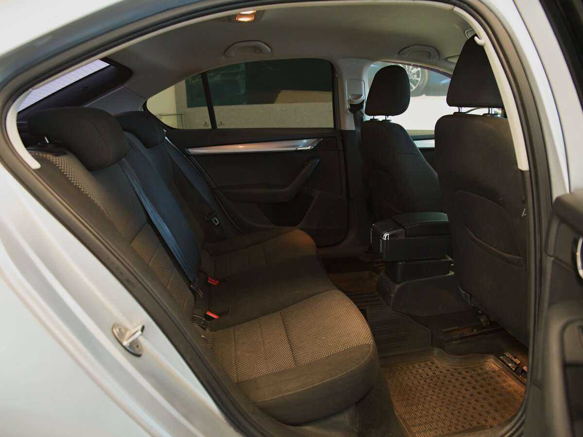 Купить Шкода Октавия, 2014, 233 564 км.. Фото: #4