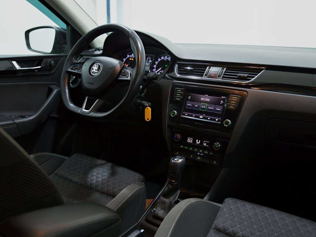 Купить Шкода Рапид, 2017, 188 576 км.. Фото: #5