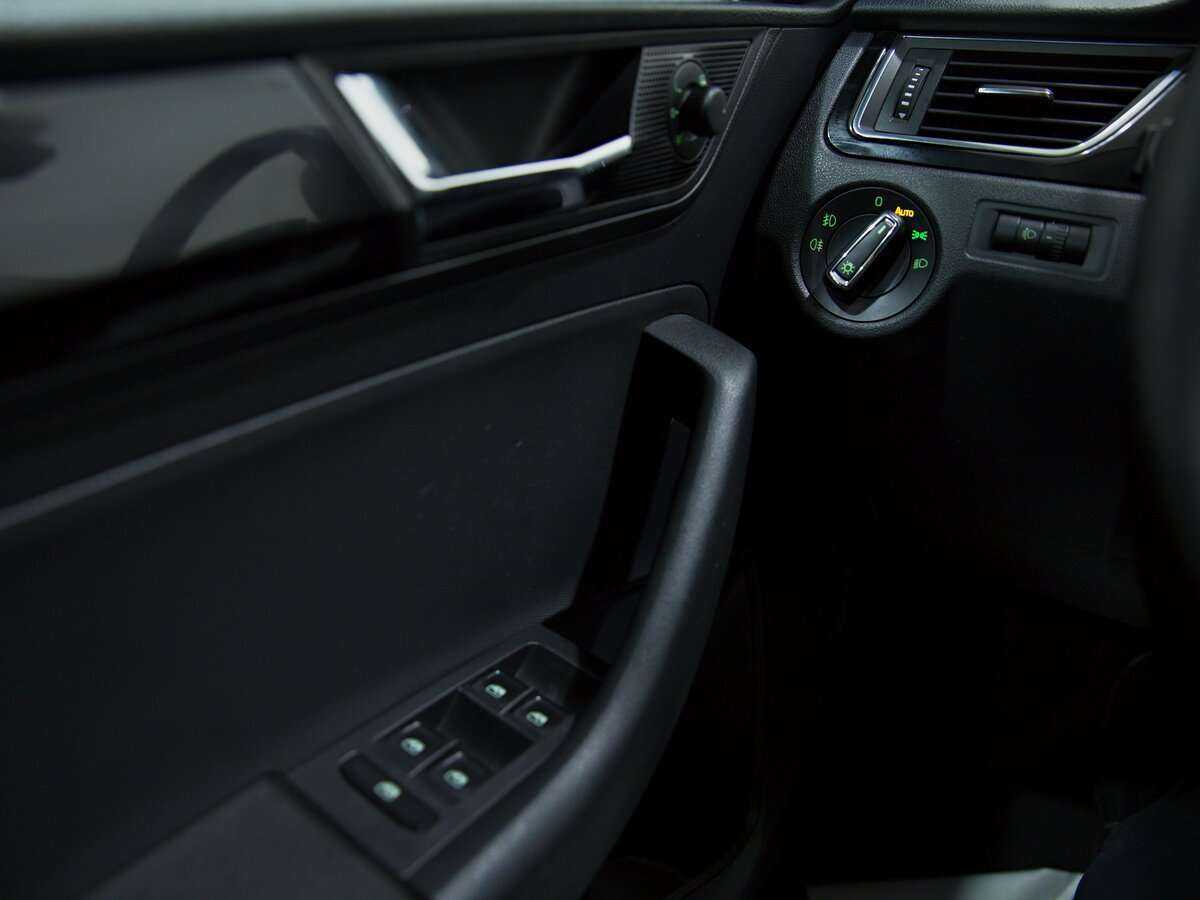 Купить Шкода Рапид, 2017, 188 576 км.. Фото: #6