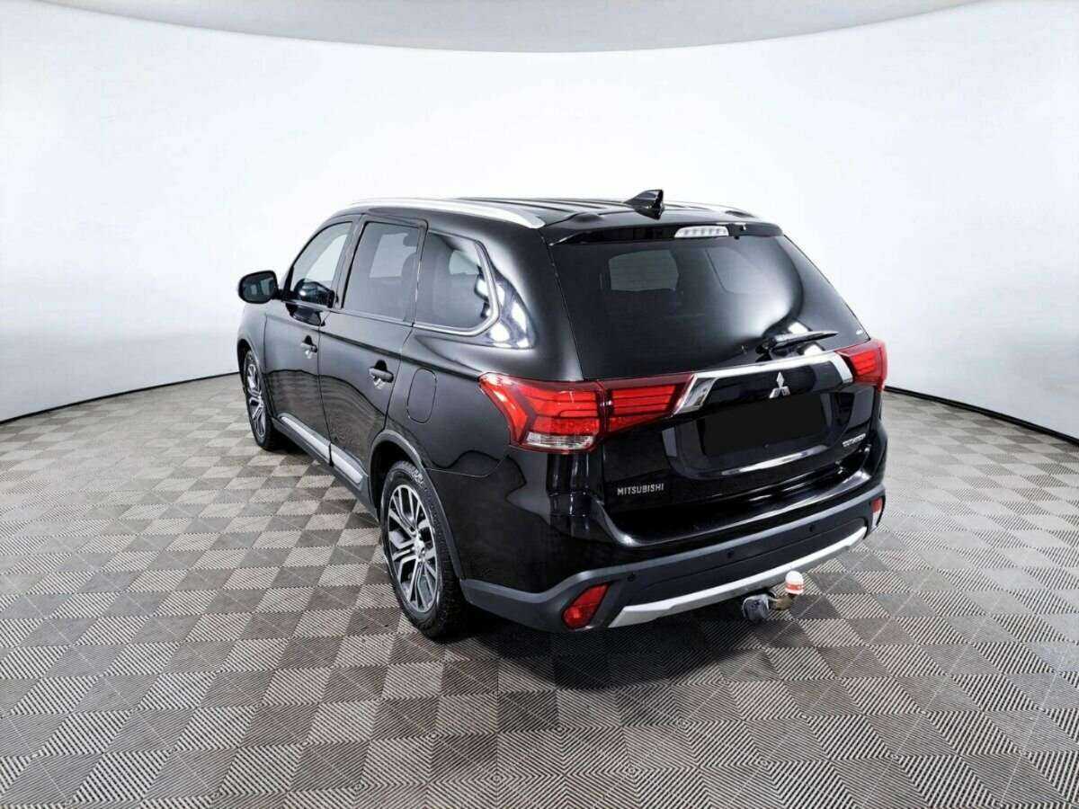 Купить Mitsubishi Outlander, 2017, 88 421 км.. Фото: #6
