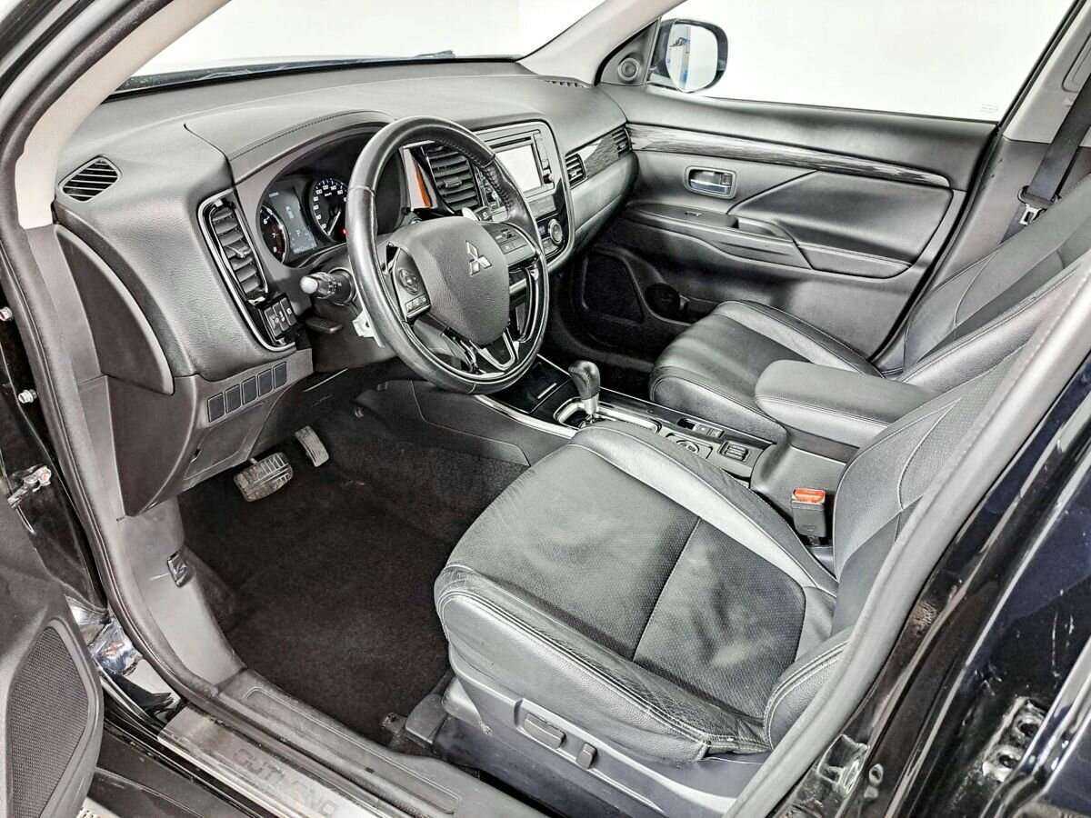 Купить Mitsubishi Outlander, 2017, 88 421 км.. Фото: #13