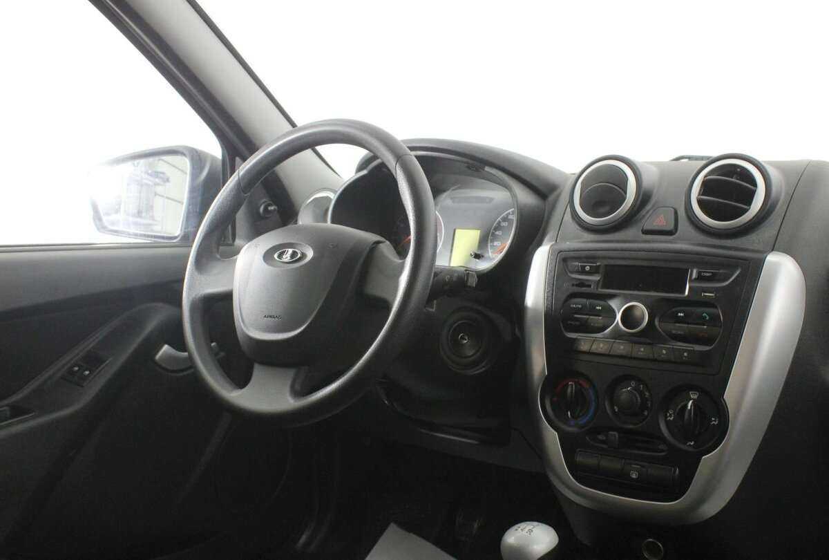 Купить Лада (ВАЗ) Гранта, 2015, 66 032 км.. Фото: #6