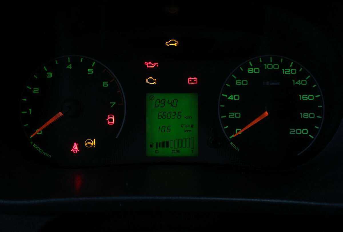 Купить Лада (ВАЗ) Гранта, 2015, 66 032 км.. Фото: #7