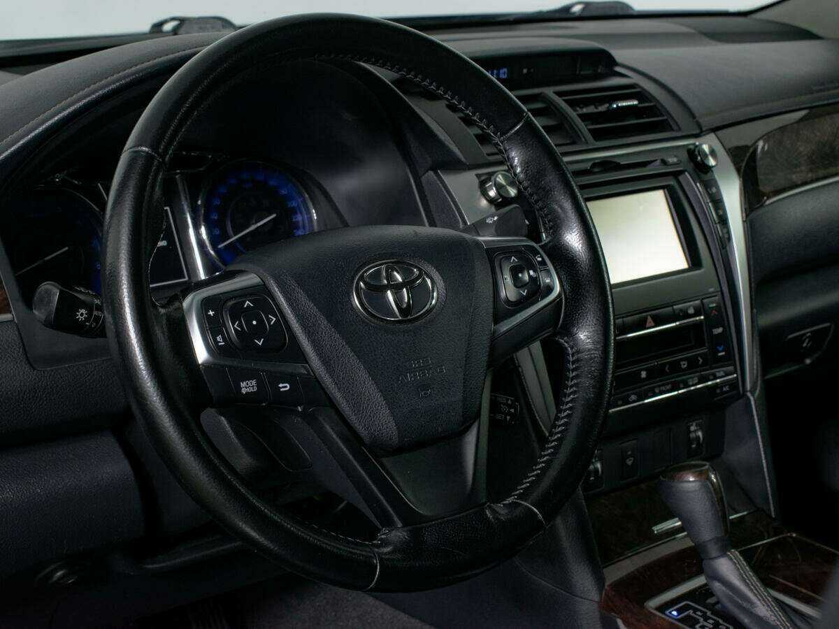 Купить Toyota Camry, 2017, 163 127 км.. Фото: #14