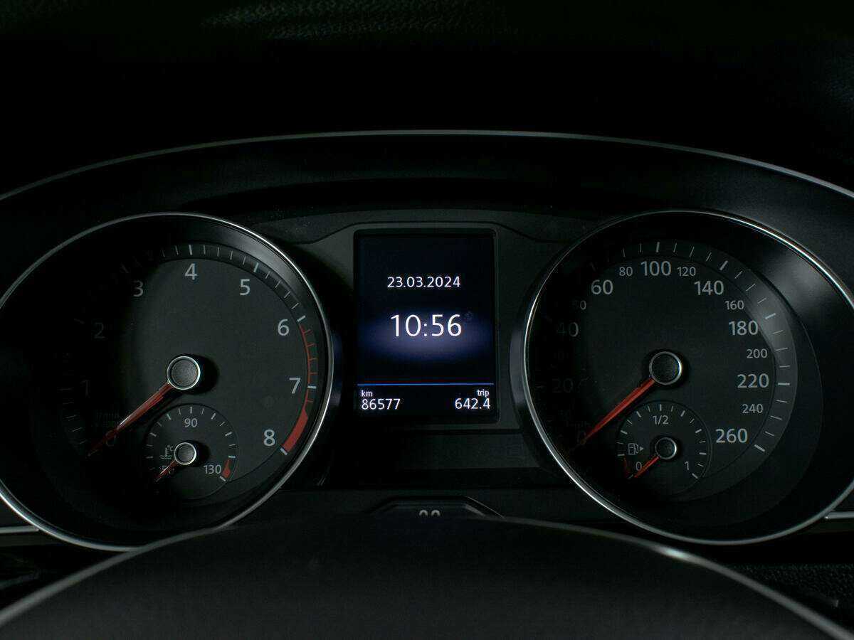 Купить Volkswagen Passat, 2017, 86 554 км.. Фото: #10