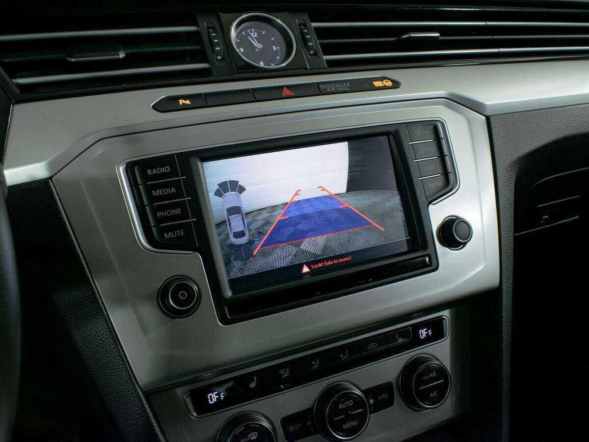 Купить Volkswagen Passat, 2017, 86 554 км.. Фото: #15