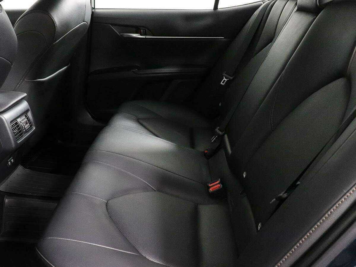 Купить Toyota Camry, 2019, 53 666 км.. Фото: #7