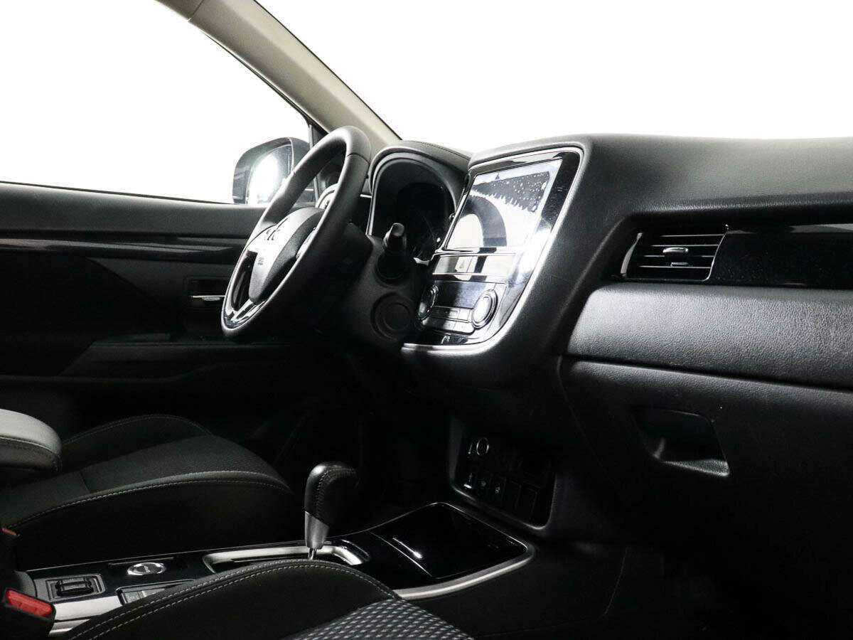 Купить Mitsubishi Outlander, 2019, 115 921 км.. Фото: #6