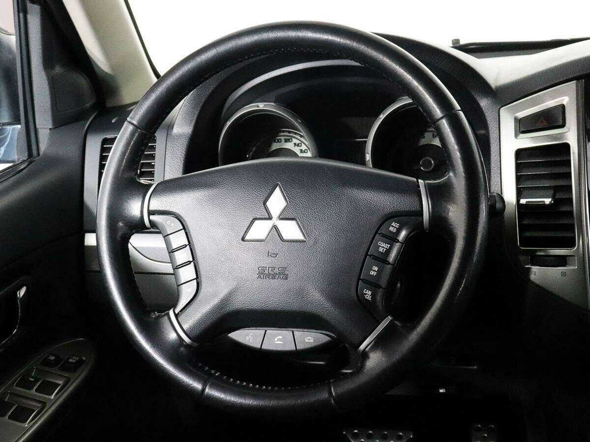 Купить Mitsubishi Pajero, 2018, 150 231 км.. Фото: #9