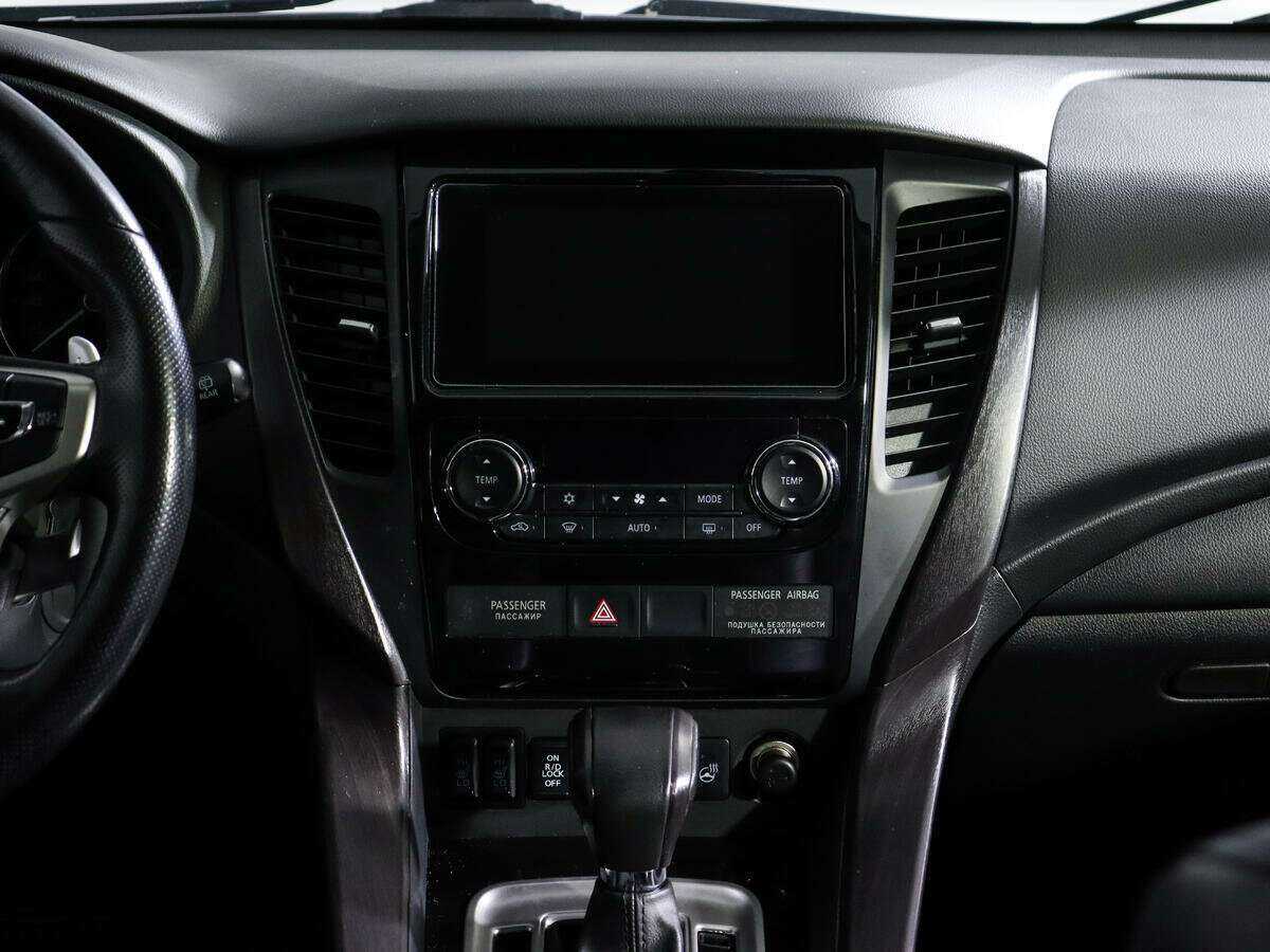 Купить Mitsubishi Pajero Sport, 2018, 132 074 км.. Фото: #10
