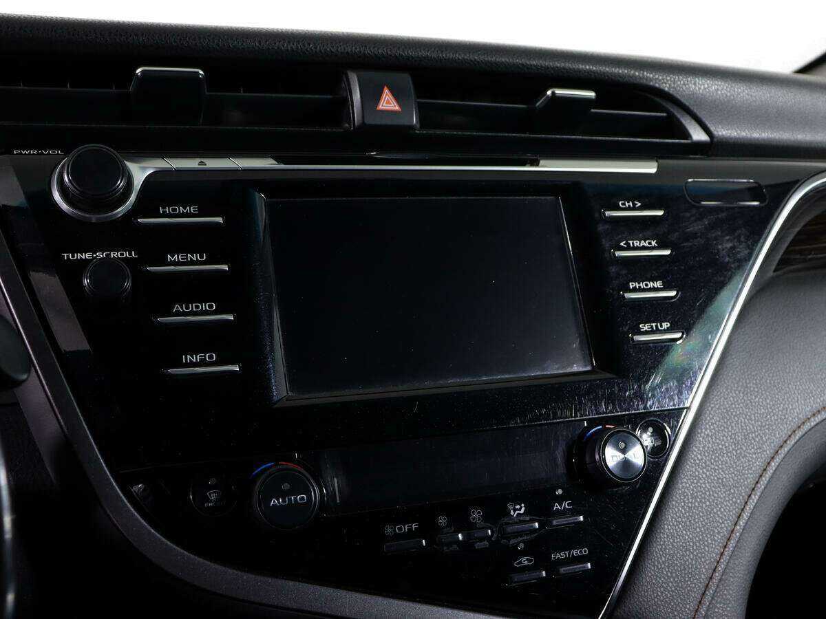 Купить Toyota Camry, 2019, 102 348 км.. Фото: #18