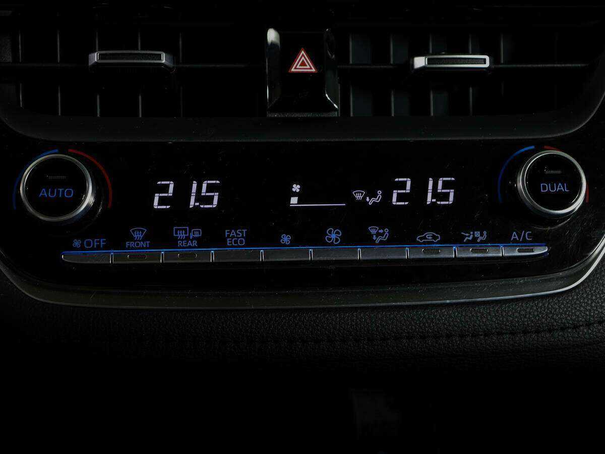 Купить Toyota Corolla, 2019, 70 000 км.. Фото: #17