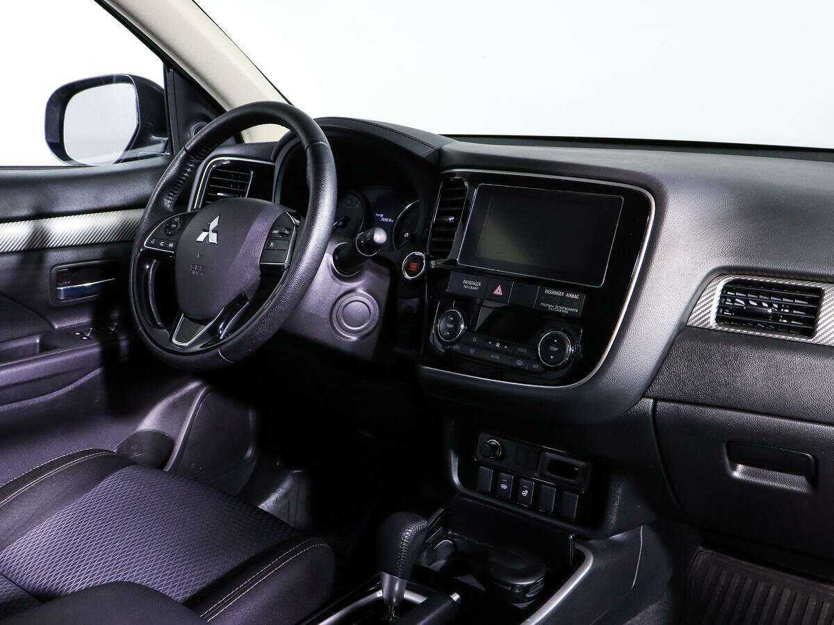 Купить Mitsubishi Outlander, 2018, 53 178 км.. Фото: #8