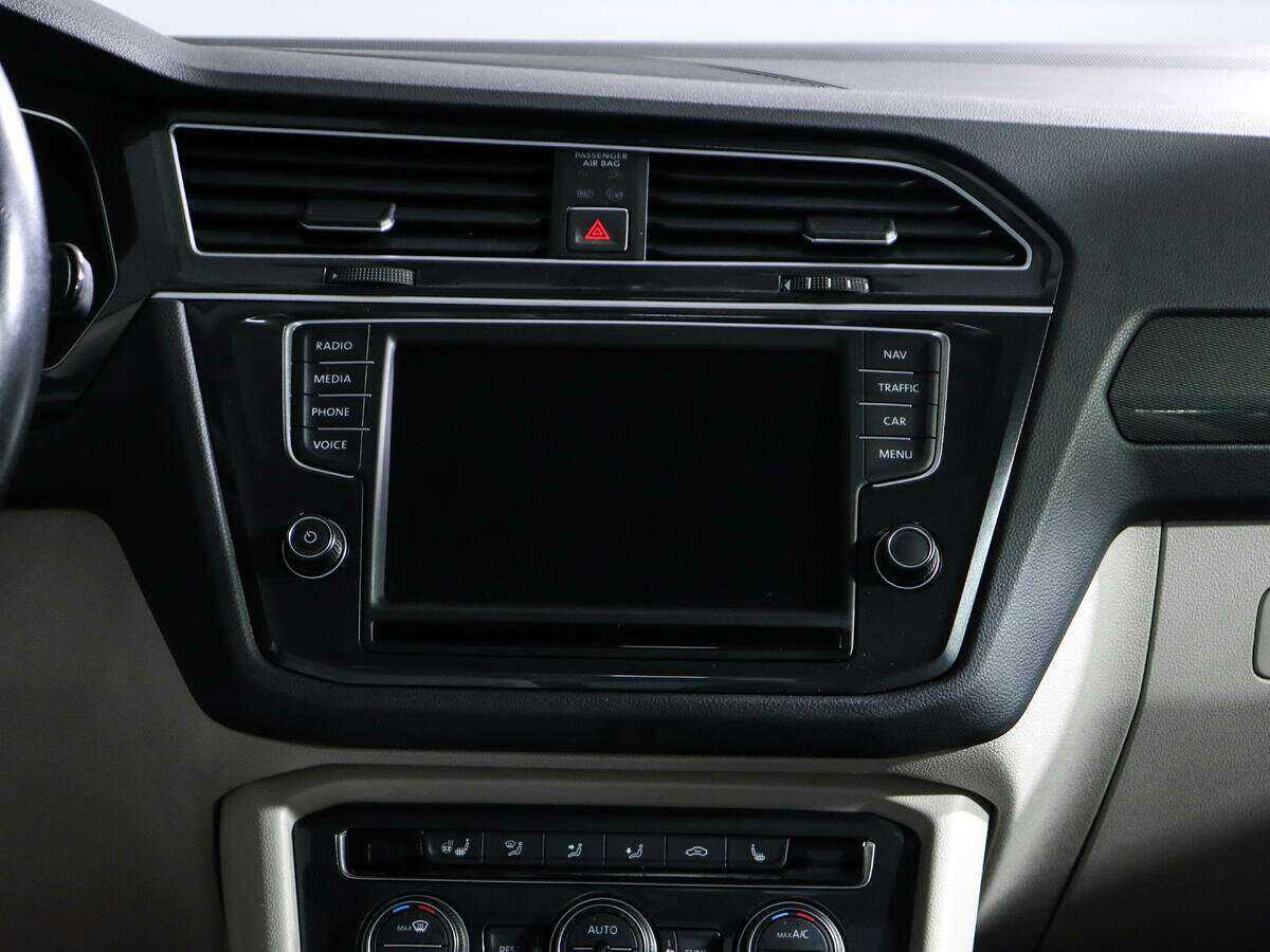 Купить Volkswagen Tiguan, 2017, 101 900 км.. Фото: #10