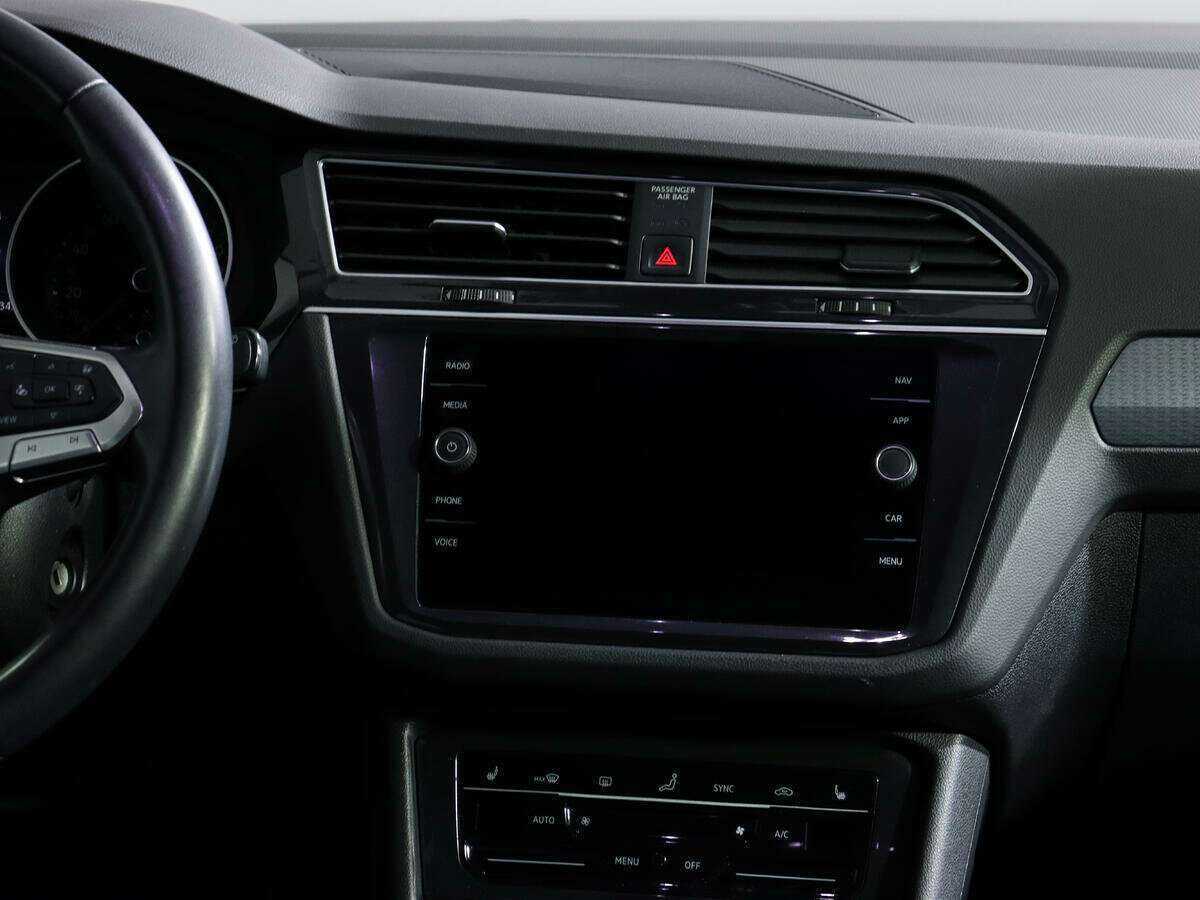 Купить Volkswagen Tiguan, 2020, 43 933 км.. Фото: #12