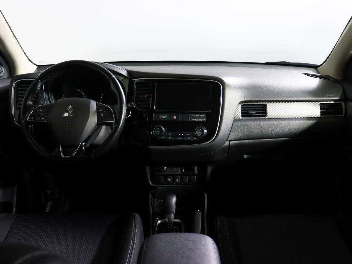 Купить Митсубиши Оутлэндер, 2018, 98 900 км.. Фото: #9