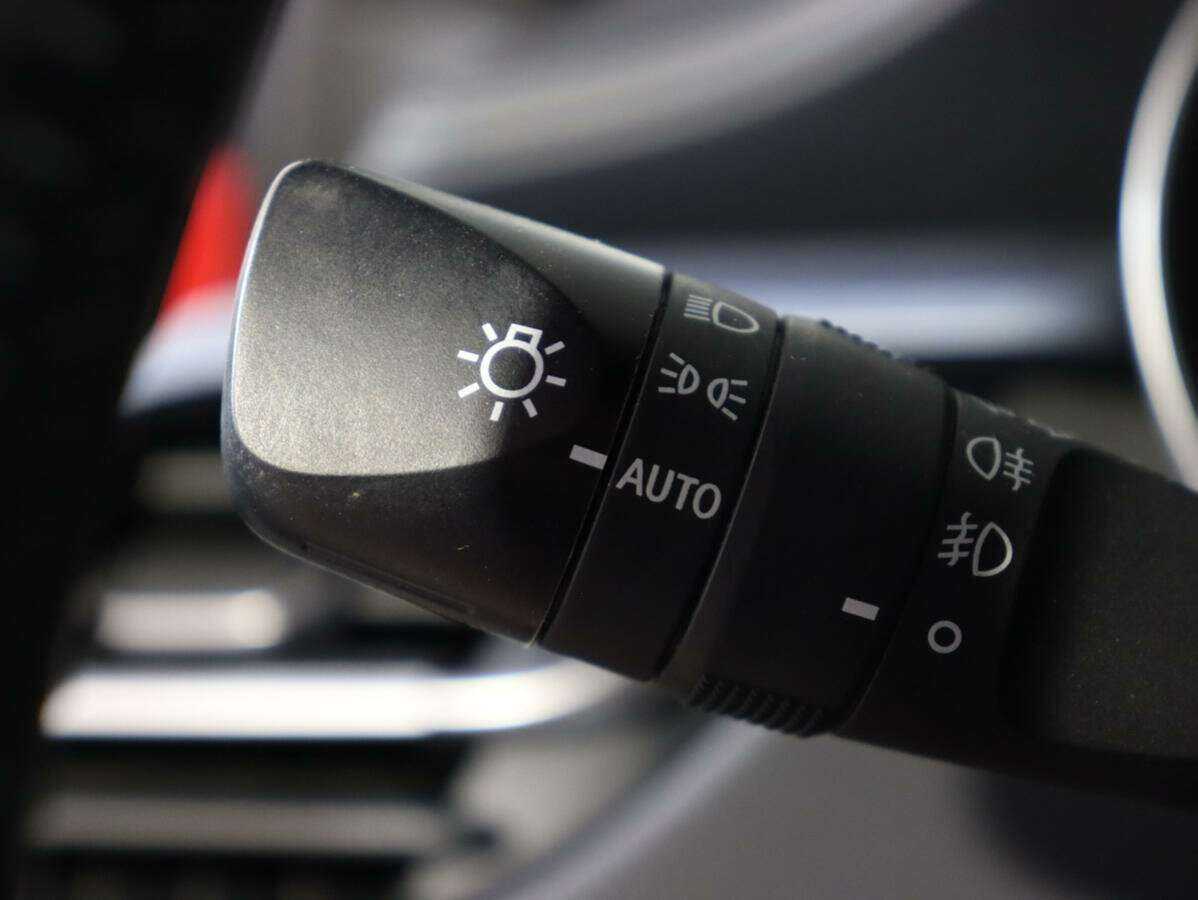 Купить Toyota C-HR, 2019, 49 400 км.. Фото: #15