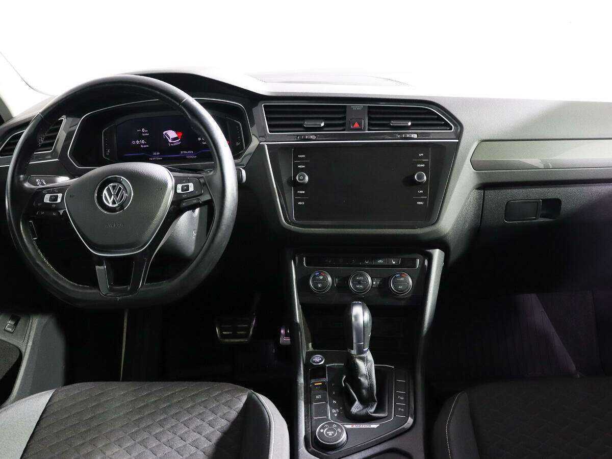 Купить Volkswagen Tiguan, 2018, 101 360 км.. Фото: #9